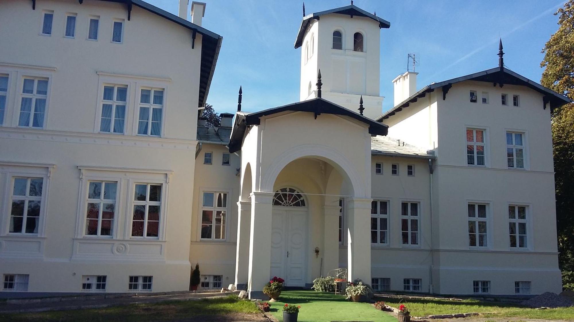 Agroturystyka "Palac W Janowie" 部屋 写真