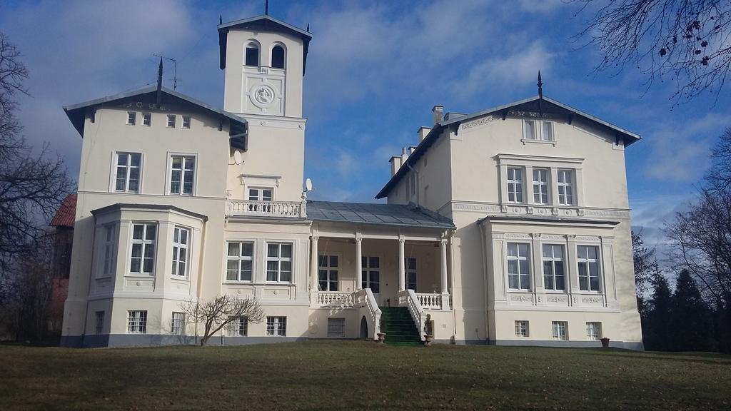Agroturystyka "Palac W Janowie" エクステリア 写真