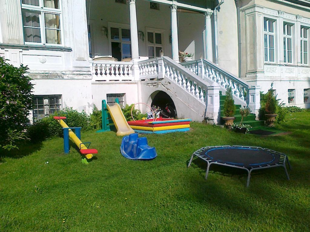 Agroturystyka "Palac W Janowie" 部屋 写真
